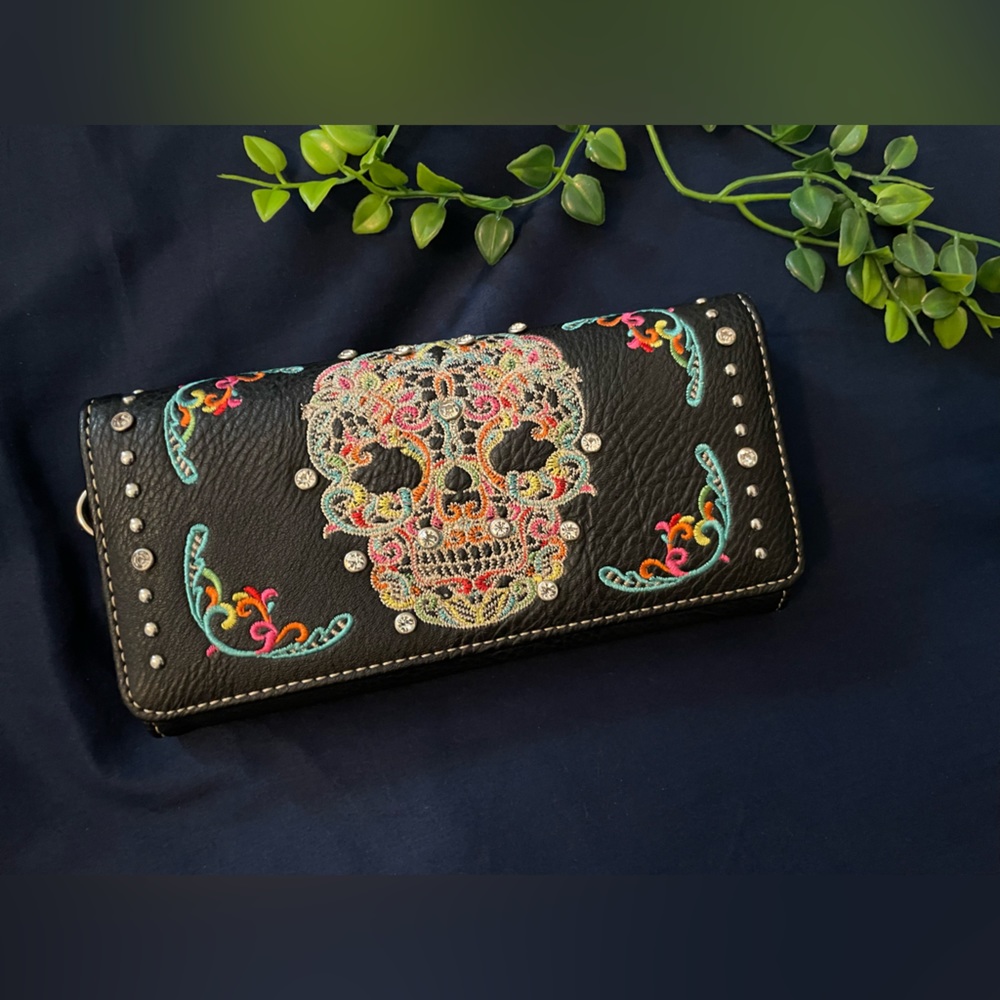 Montana West Black Embroidered Multicolor Sugar Skull Zip Wallet